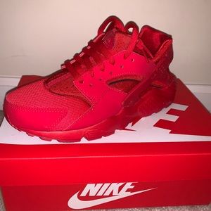 Women’s red sneakers